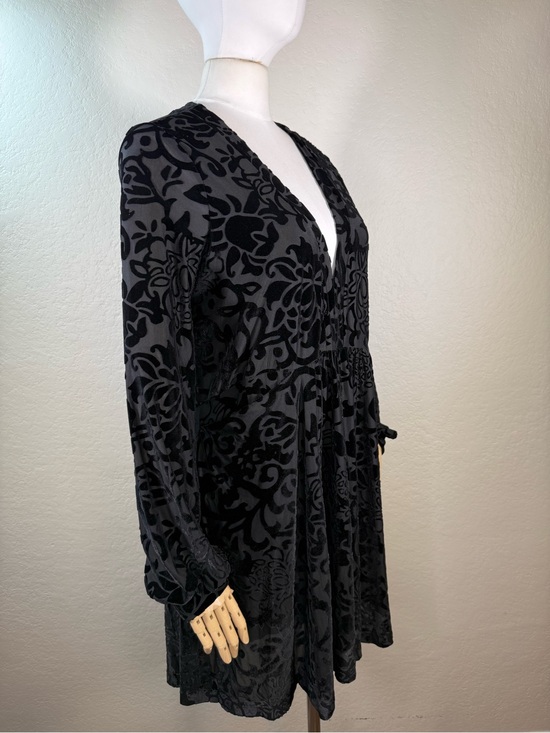 Free People Dresses & Skirts - Urban Outfitters Free People Velvet Burnout Black Floral Mini Dress Size Medium